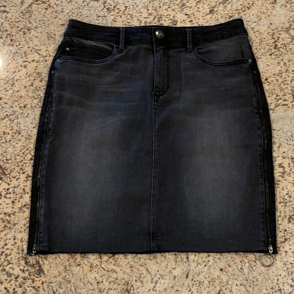 Skinnygirl Black Denim Zipper Detail Skirt